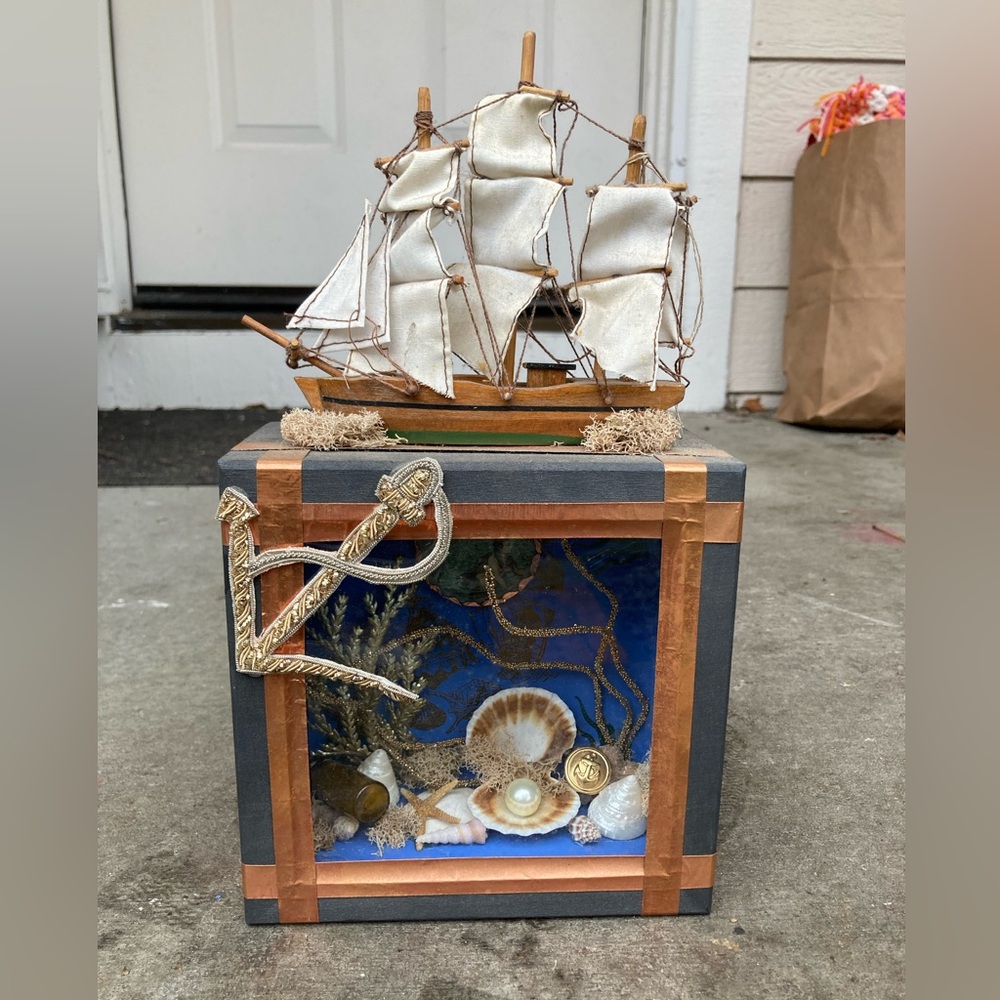 Final Sale! Beautiful vintage mermaid shadow box